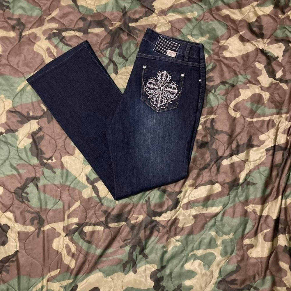 Women's One/One mid rise embellished embroidered flare jeans size 30
